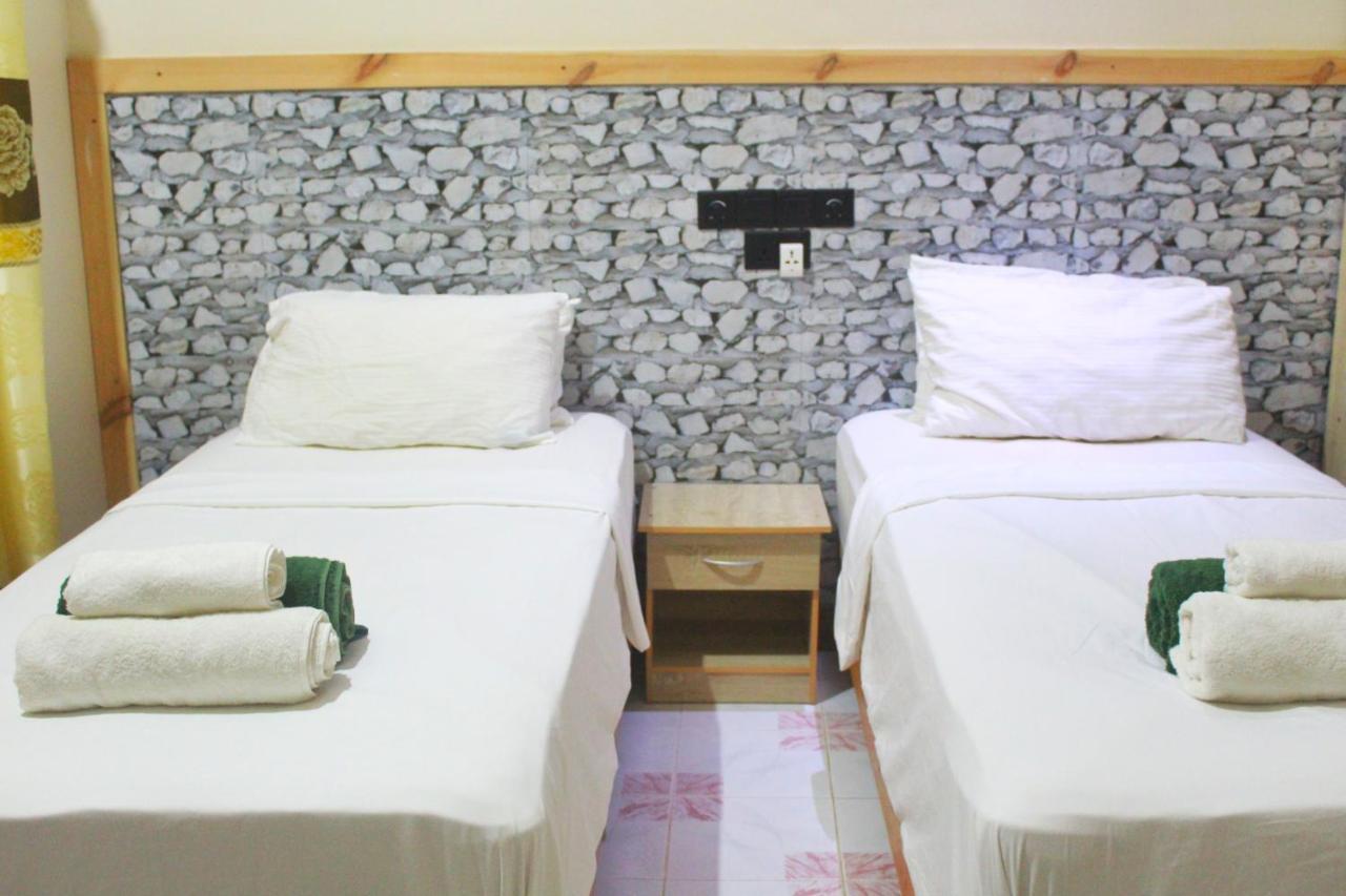 Gurus Maldives At Gulhi Island Hotel Exterior photo