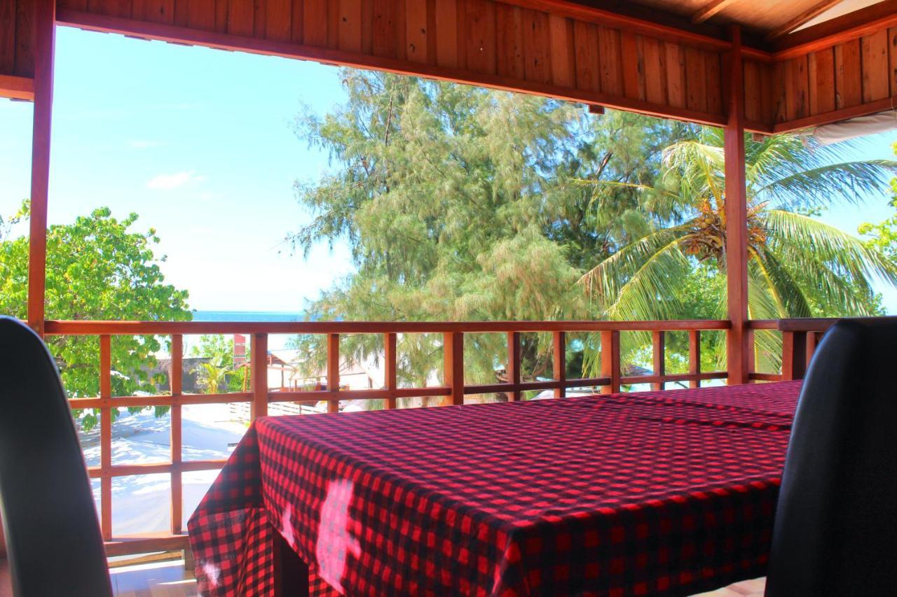 Gurus Maldives At Gulhi Island Hotel Exterior photo