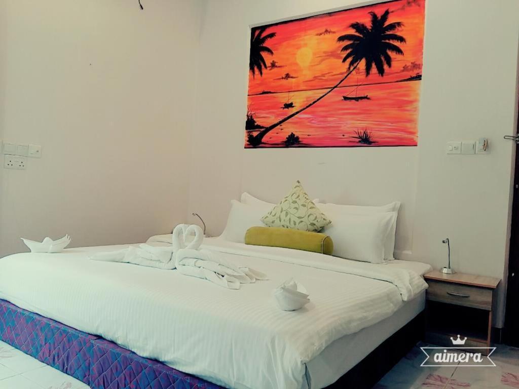 Gurus Maldives At Gulhi Island Hotel Exterior photo
